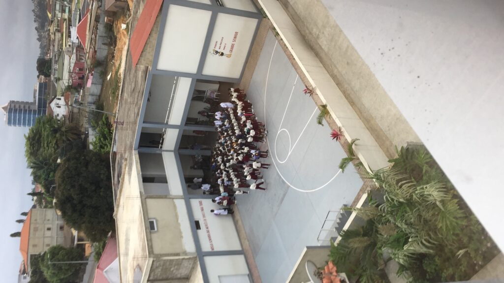 D2EFC409-7F2D-470C-BC0F-903E7F22149C